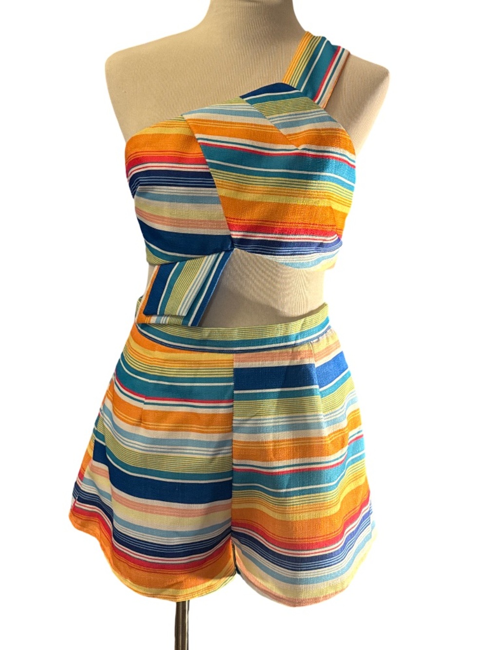 L'ATISTE Multicolor Striped High Waist Shorts Set - Yellow, Blue, Orange